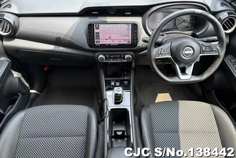 2025 Nissan / Kicks Stock No. 138442