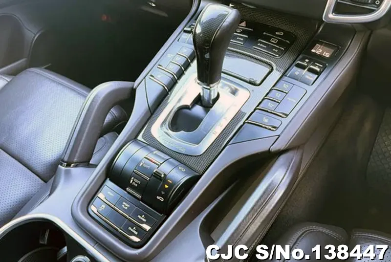 2015 Porsche / Cayenne Stock No. 138447