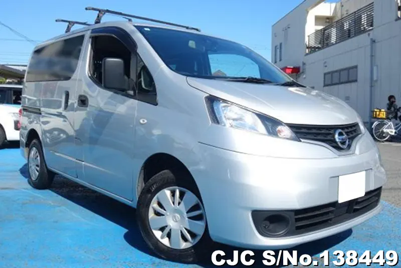 Nissan / NV200 2018