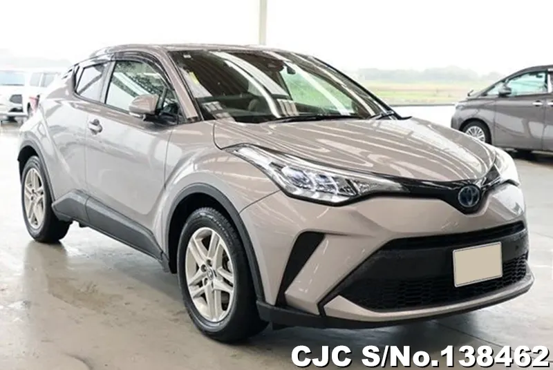 Toyota / C-HR 2021