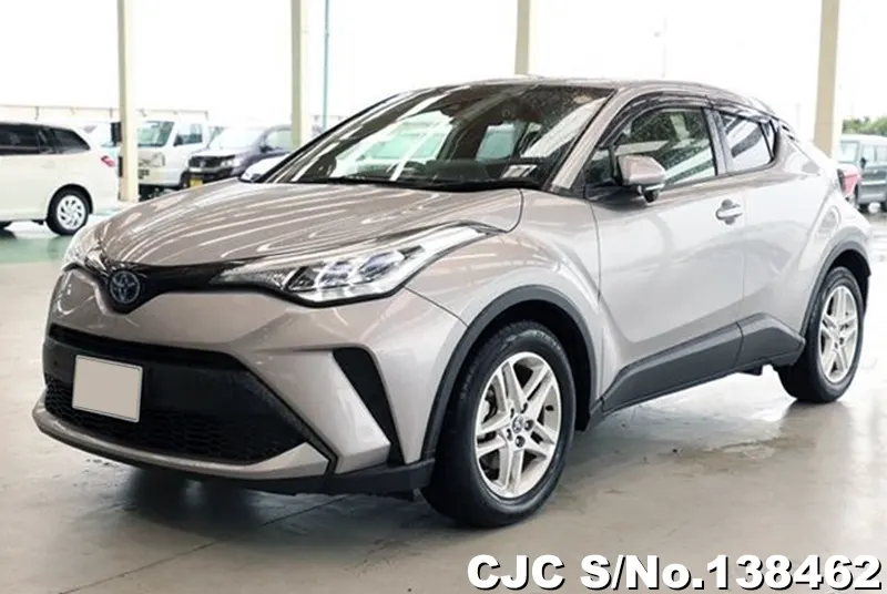 Toyota C-HR in Silver for Sale Image 3