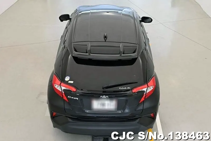 Toyota C-HR in Black for Sale Image 5