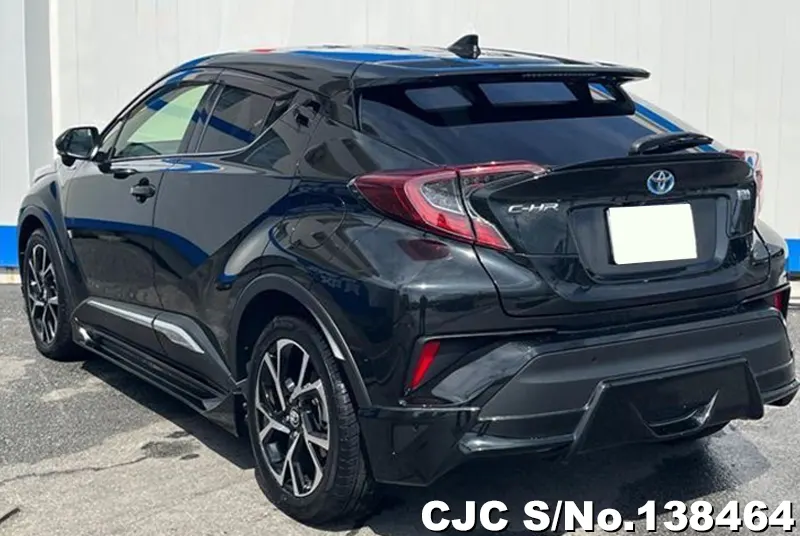 Toyota C-HR in Black for Sale Image 1