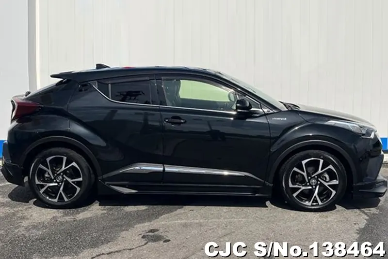Toyota C-HR in Black for Sale Image 6