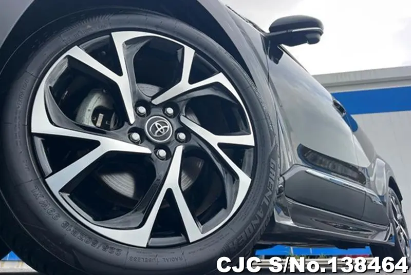 Toyota C-HR in Black for Sale Image 11