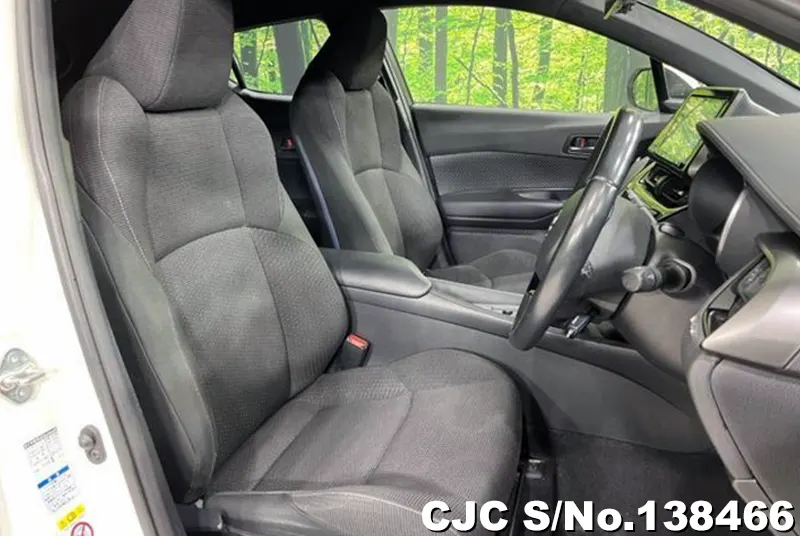 Toyota C-HR in White for Sale Image 3
