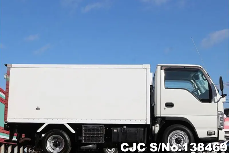 2017 Isuzu / Elf Stock No. 138469