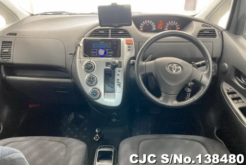 2007 Toyota / Ractis Stock No. 138480