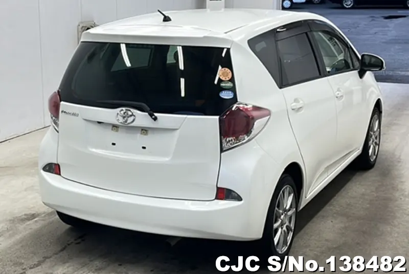 2015 Toyota / Ractis Stock No. 138482