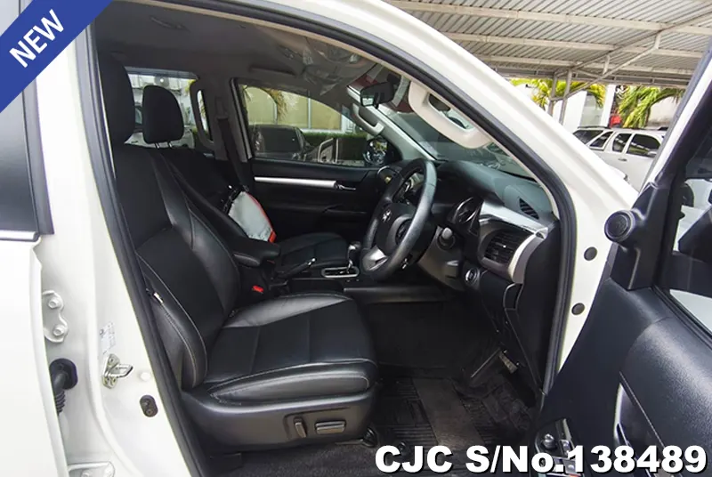 2021 Toyota / Hilux / Revo Stock No. 138489