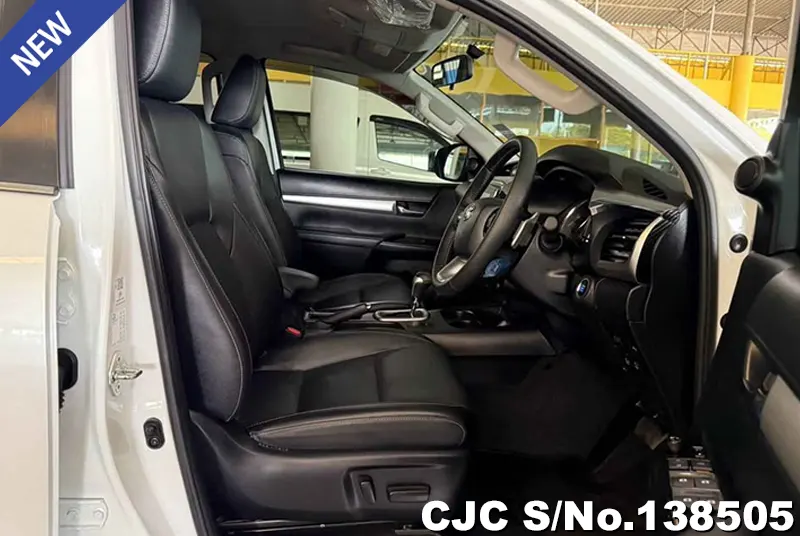 2023 Toyota / Hilux / Revo Stock No. 138505
