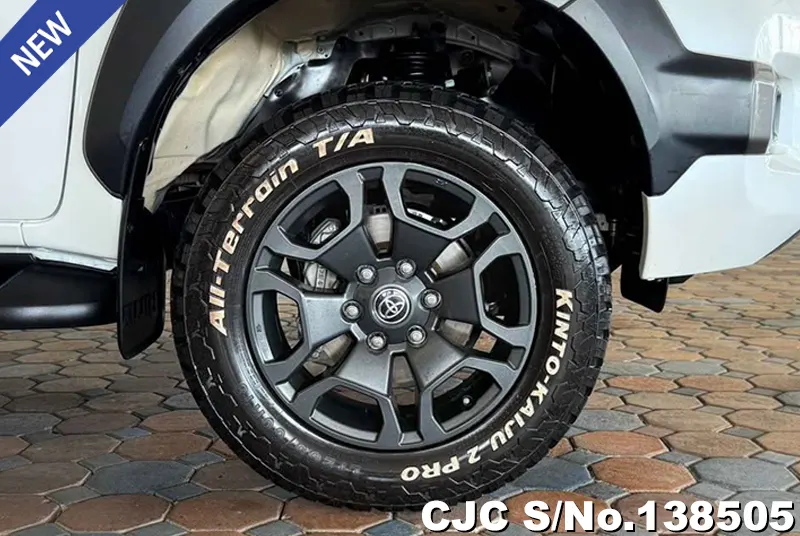 2023 Toyota / Hilux / Revo Stock No. 138505