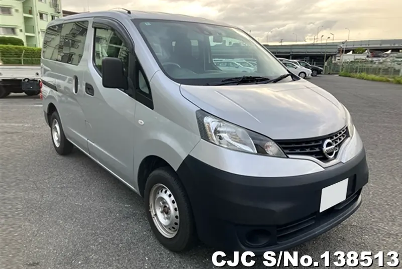 Nissan / NV200 2020