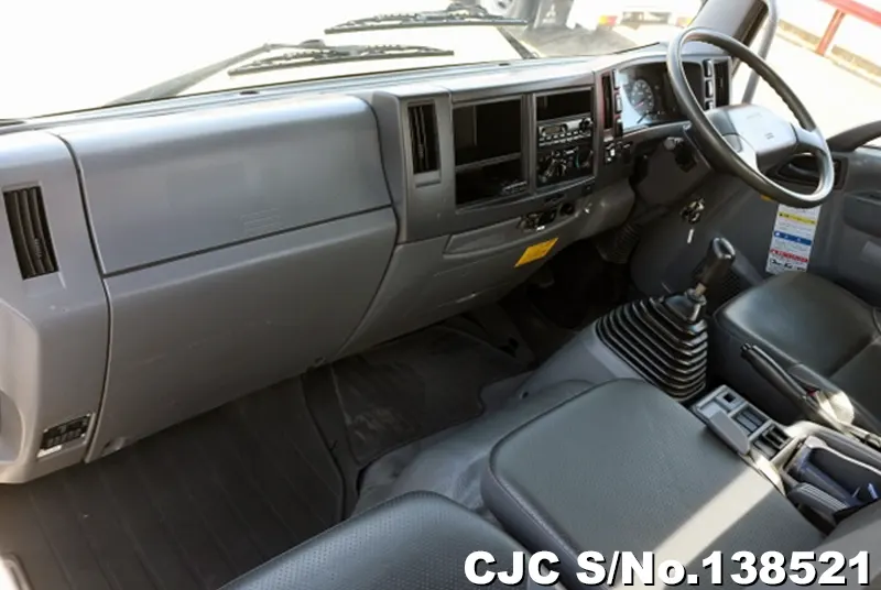 2013 Isuzu / Forward Stock No. 138521
