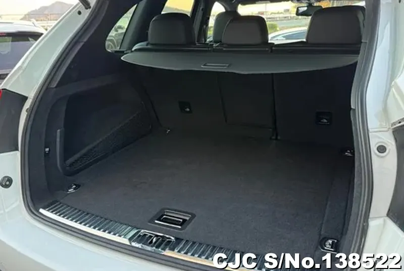 2013 Porsche / Cayenne Stock No. 138522