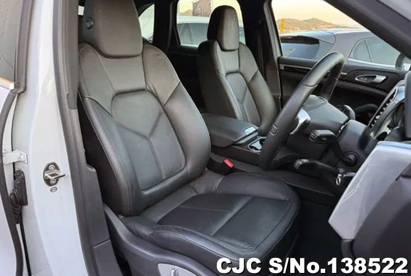 2013 Porsche / Cayenne Stock No. 138522
