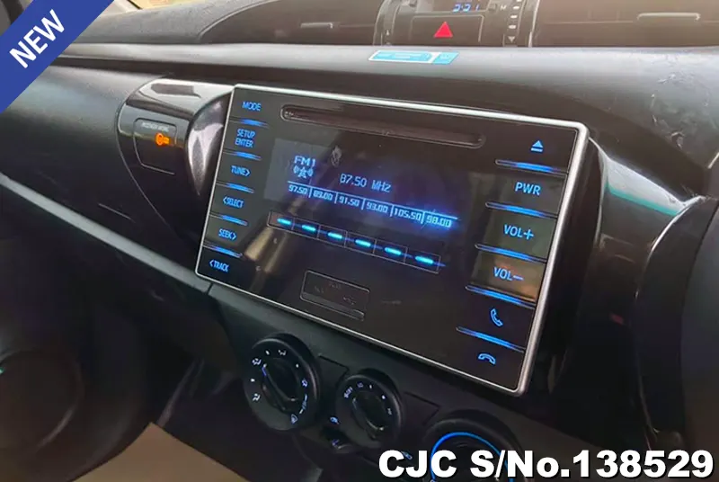 2015 Toyota / Hilux / Revo Stock No. 138529