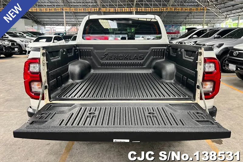 2021 Toyota / Hilux / Revo Stock No. 138531