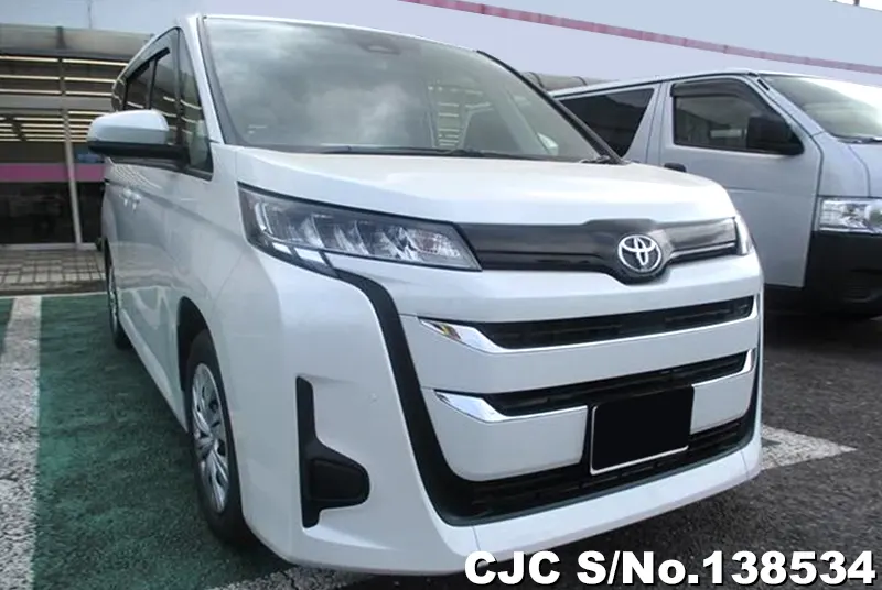 Toyota / Noah 2026