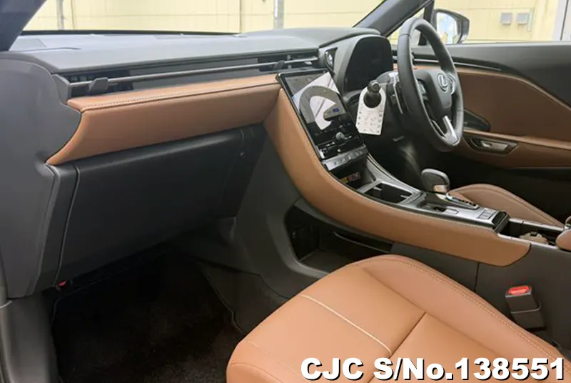 2025 Lexus / LBX Stock No. 138551