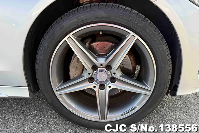 2017 Mercedes Benz / C Class Stock No. 138556