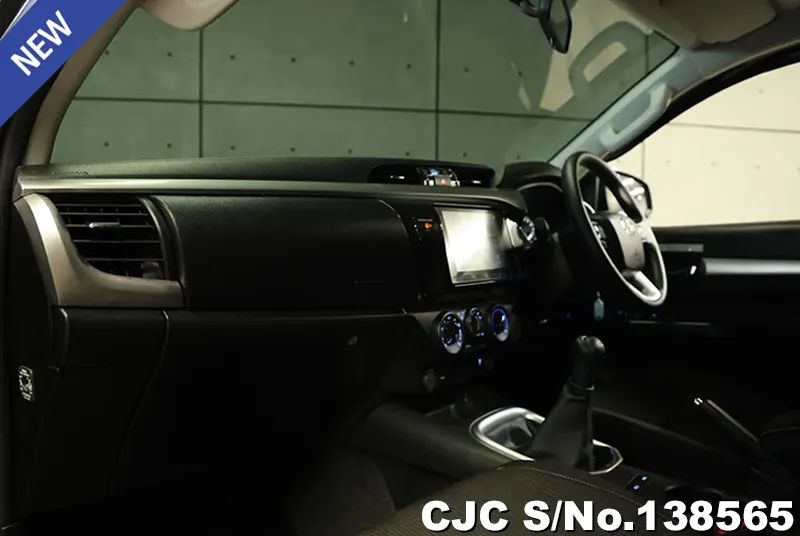 2025 Toyota / Hilux Stock No. 138565