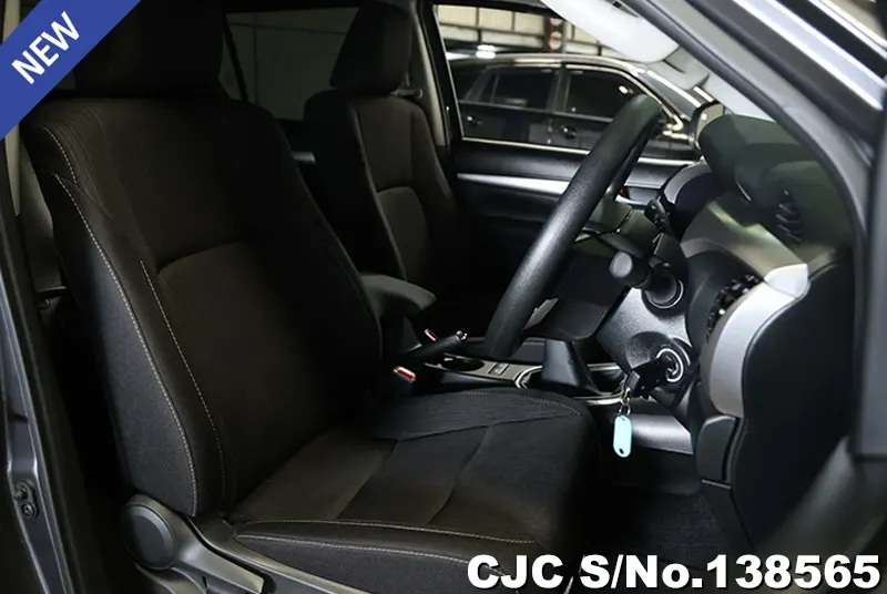 2025 Toyota / Hilux Stock No. 138565
