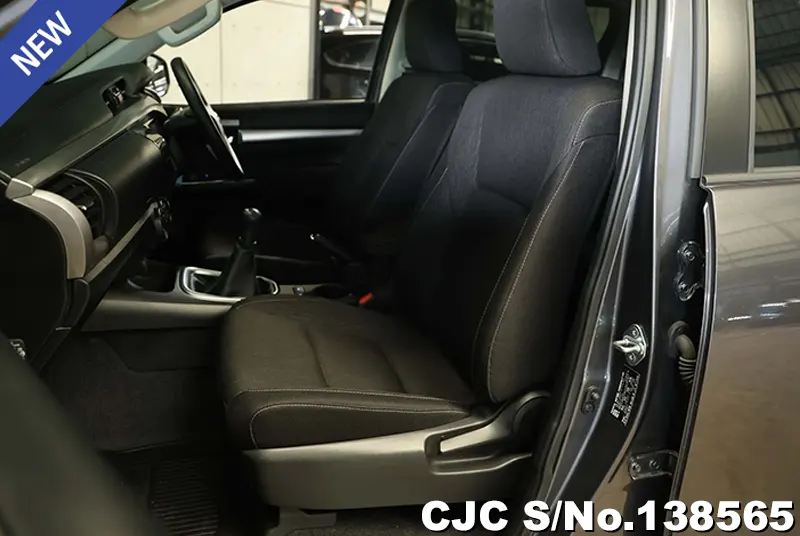 2025 Toyota / Hilux Stock No. 138565