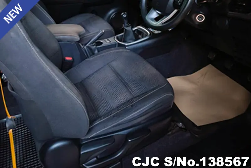 2020 Toyota / Hilux / Revo Stock No. 138567
