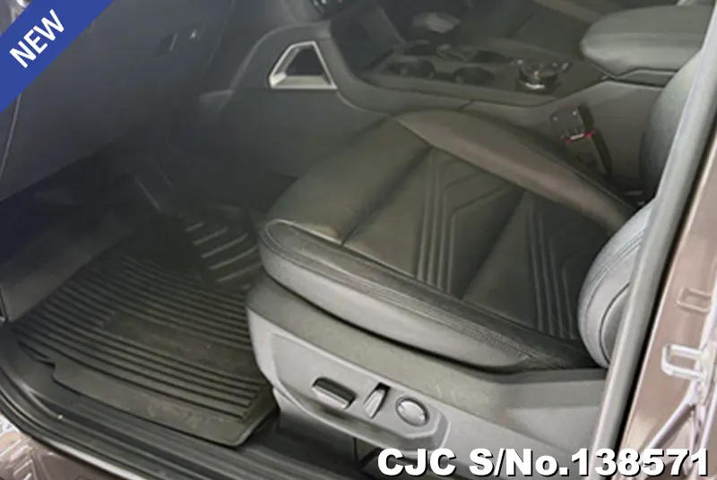2022 Ford / Everest Stock No. 138571