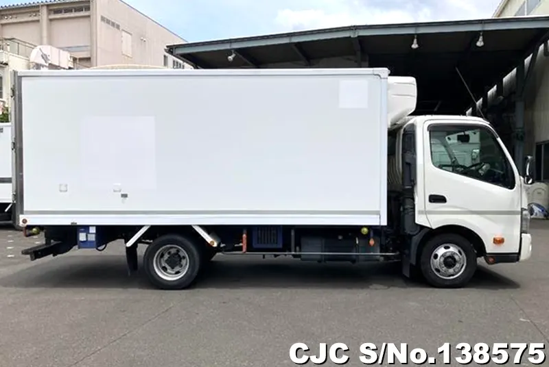 2014 Hino / Dutro Stock No. 138575