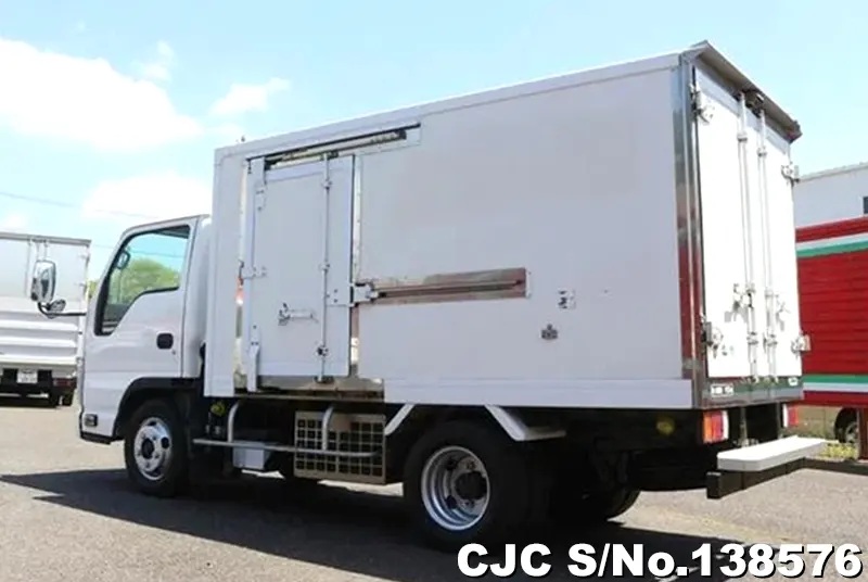 2013 Isuzu / Elf Stock No. 138576