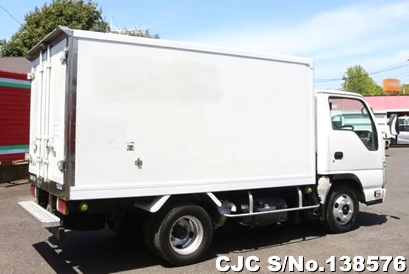 2013 Isuzu / Elf Stock No. 138576