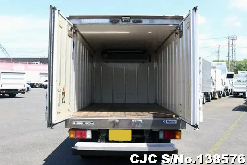 2013 Isuzu / Elf Stock No. 138576