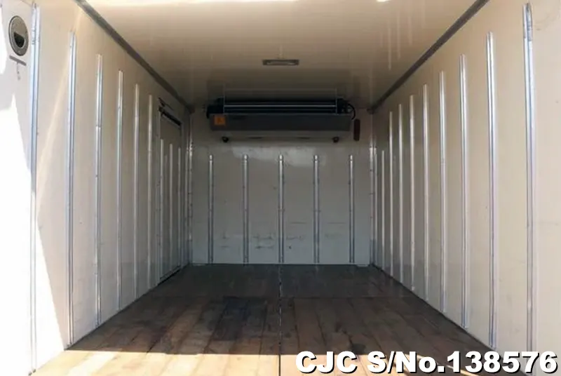 2013 Isuzu / Elf Stock No. 138576