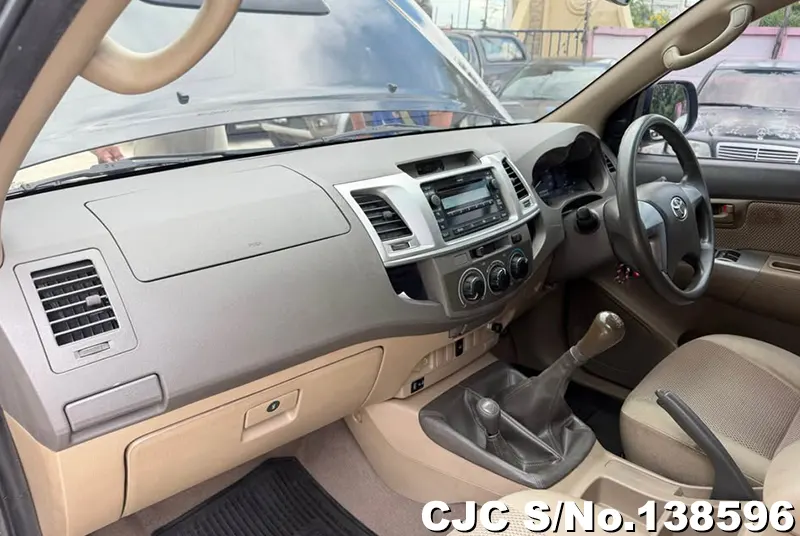 2012 Toyota / Hilux / Vigo Stock No. 138596