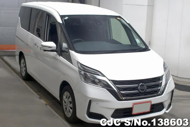 Nissan / Serena 2019