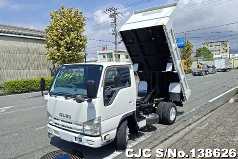 2011 Isuzu / Elf Stock No. 138626