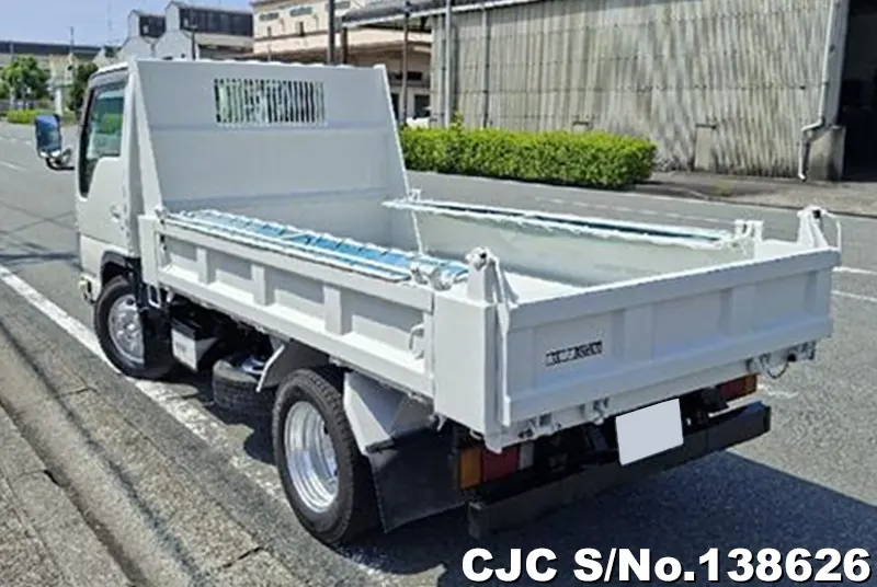 2011 Isuzu / Elf Stock No. 138626