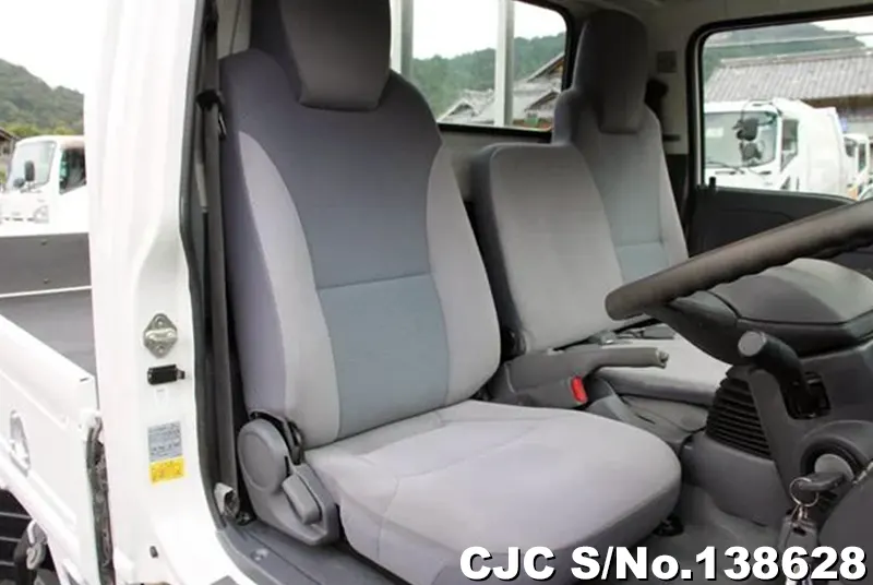 2013 Isuzu / Elf Stock No. 138628