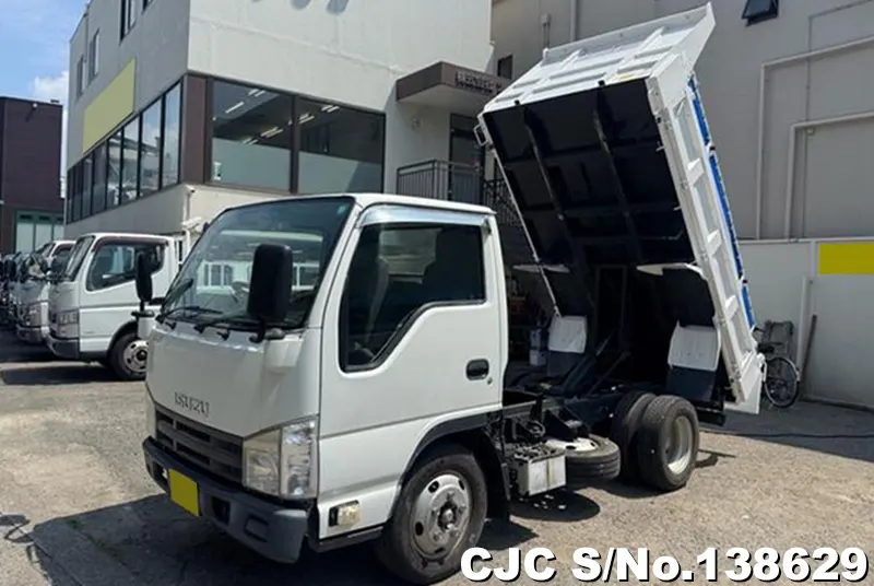 2012 Isuzu / Elf Stock No. 138629