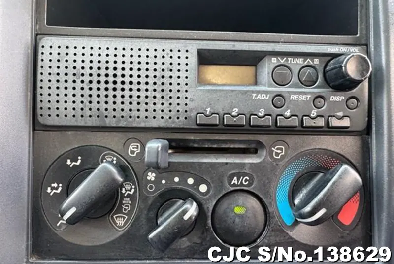 2012 Isuzu / Elf Stock No. 138629