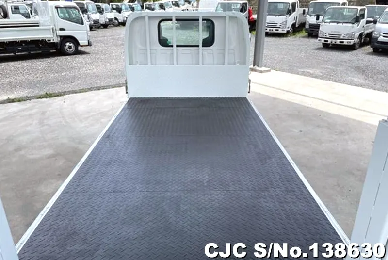 2014 Isuzu / Elf Stock No. 138630