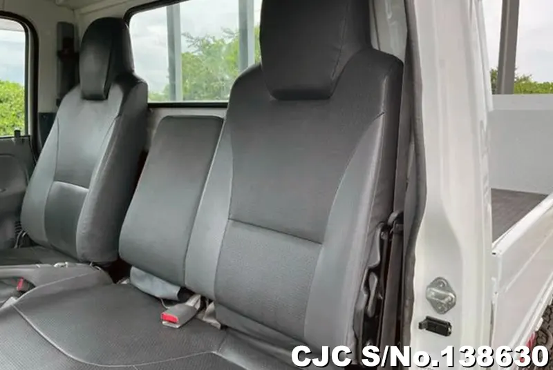 2014 Isuzu / Elf Stock No. 138630