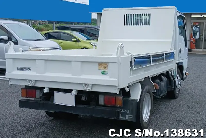 2011 Isuzu / Elf Stock No. 138631