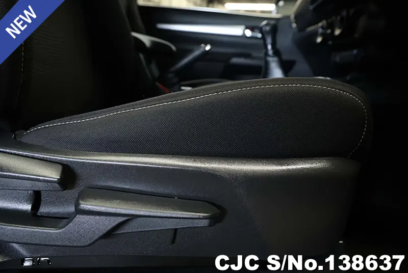 2024 Toyota / Hilux / Revo Stock No. 138637