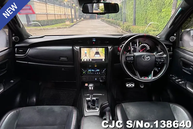 2022 Toyota / Fortuner Stock No. 138640