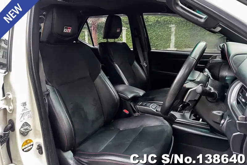 2022 Toyota / Fortuner Stock No. 138640
