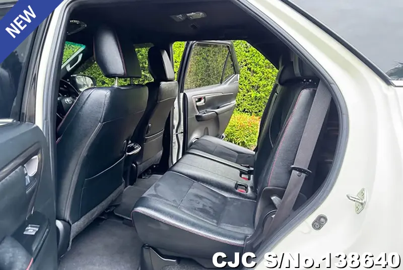 2022 Toyota / Fortuner Stock No. 138640