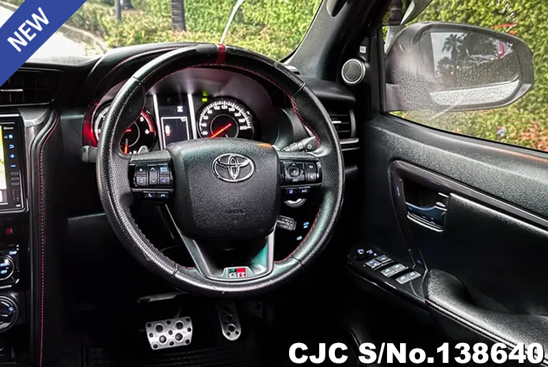 2022 Toyota / Fortuner Stock No. 138640